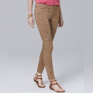 BRAND NEW WHBM Embroidered Skinny Ankle Jeans